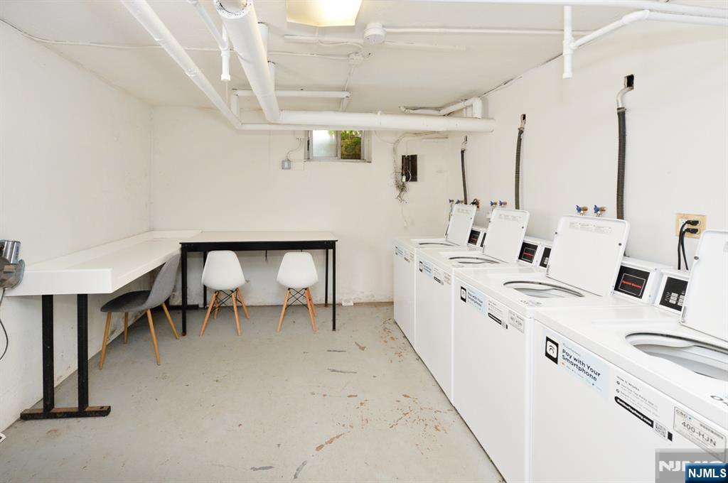 63 W Hudson Avenue C Property Photo 20