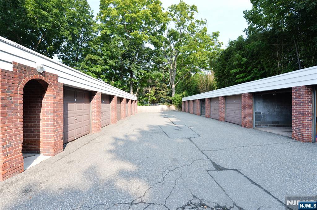 63 W Hudson Avenue C Property Photo 21