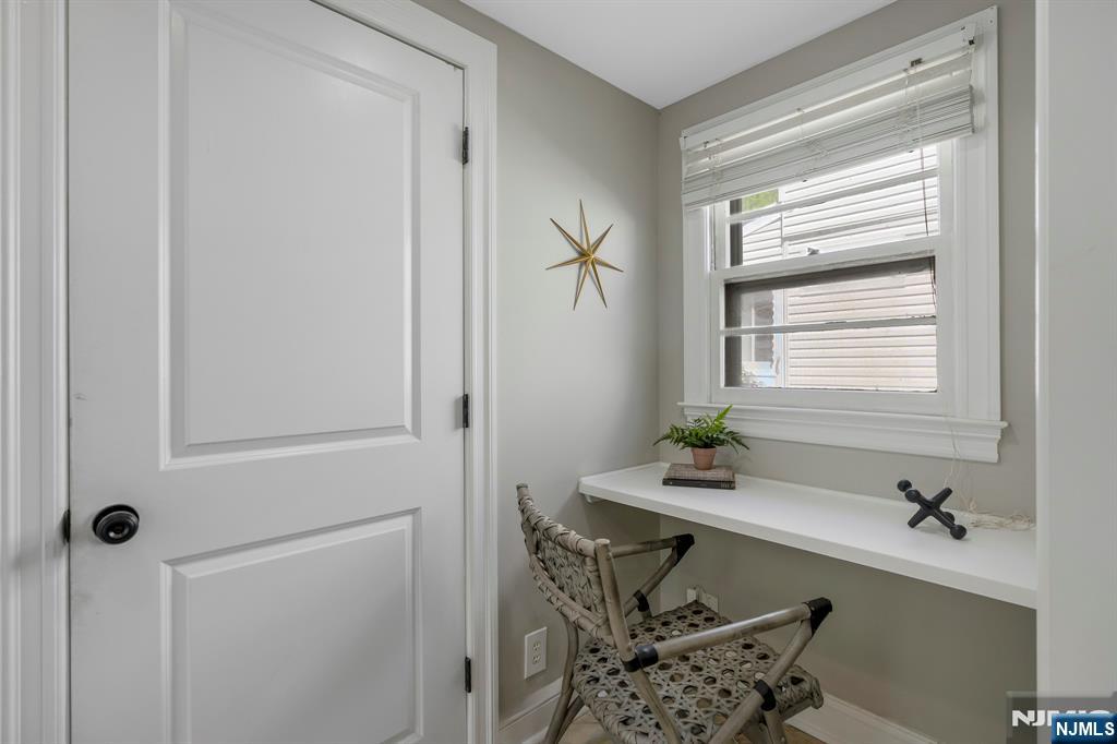 20 W Saddle River Road Property Photo 18