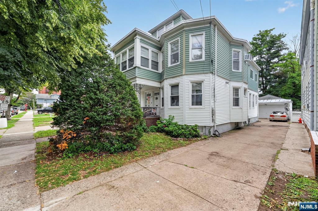 336 Trenton Avenue Property Photo 1