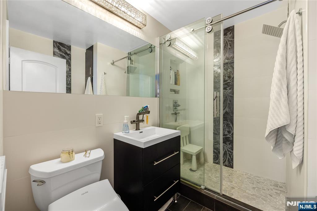 555 North Avenue 11e Property Photo 13