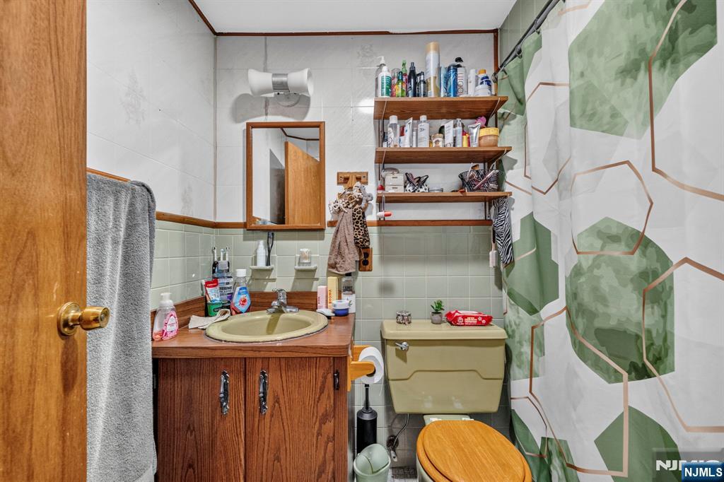 130 Rowland Avenue Property Photo 19