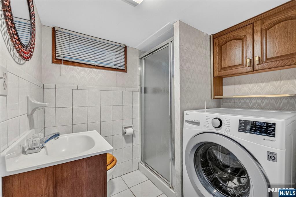 130 Rowland Avenue Property Photo 20