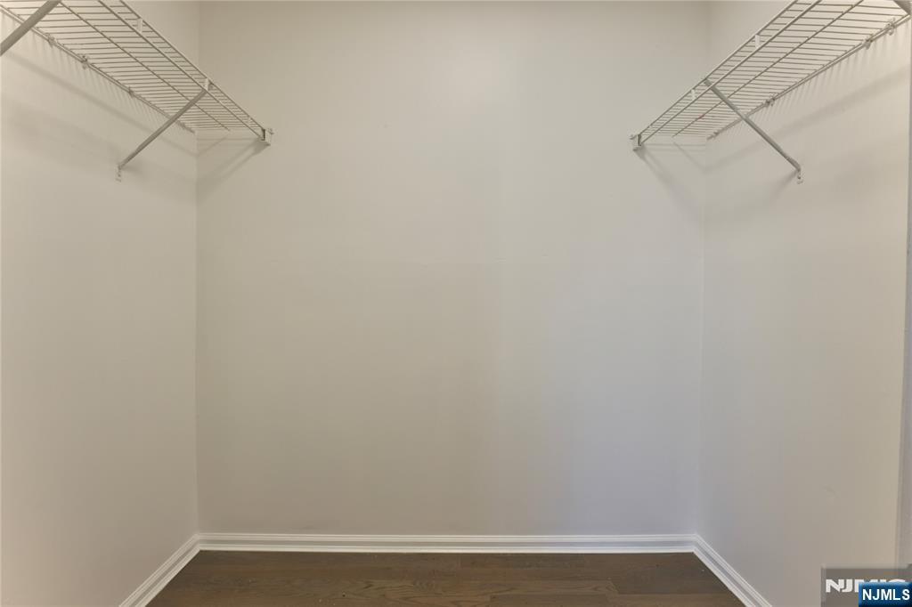 586 15th Avenue Property Photo 18