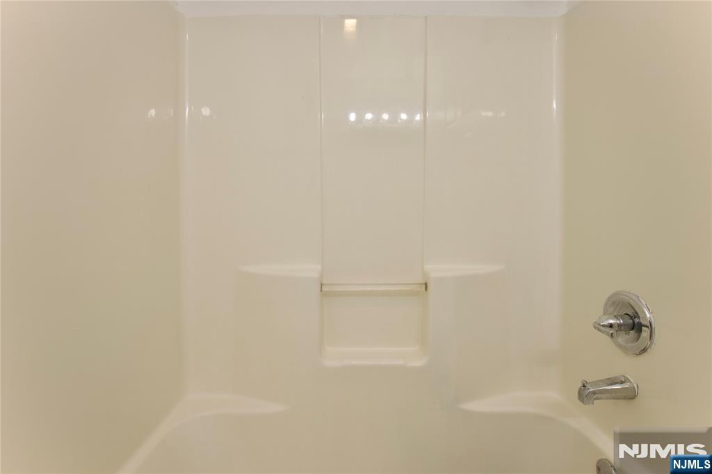 586 15th Avenue Property Photo 21