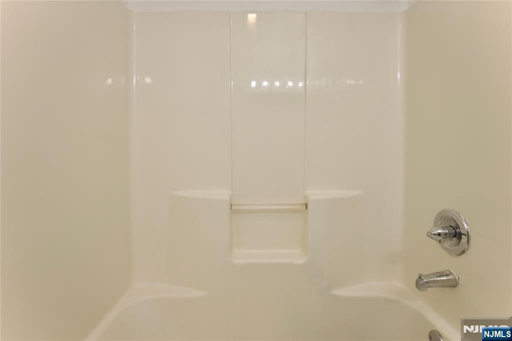 586 15th Avenue Property Photo 22