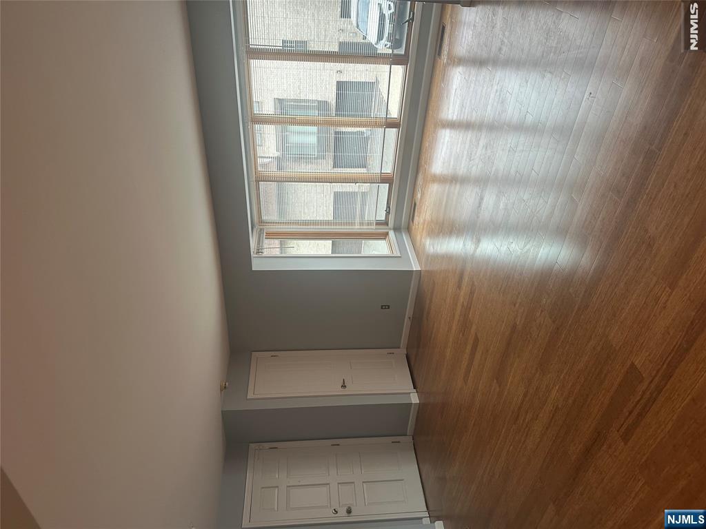 24 Falls Bridge Drive Property Photo 2