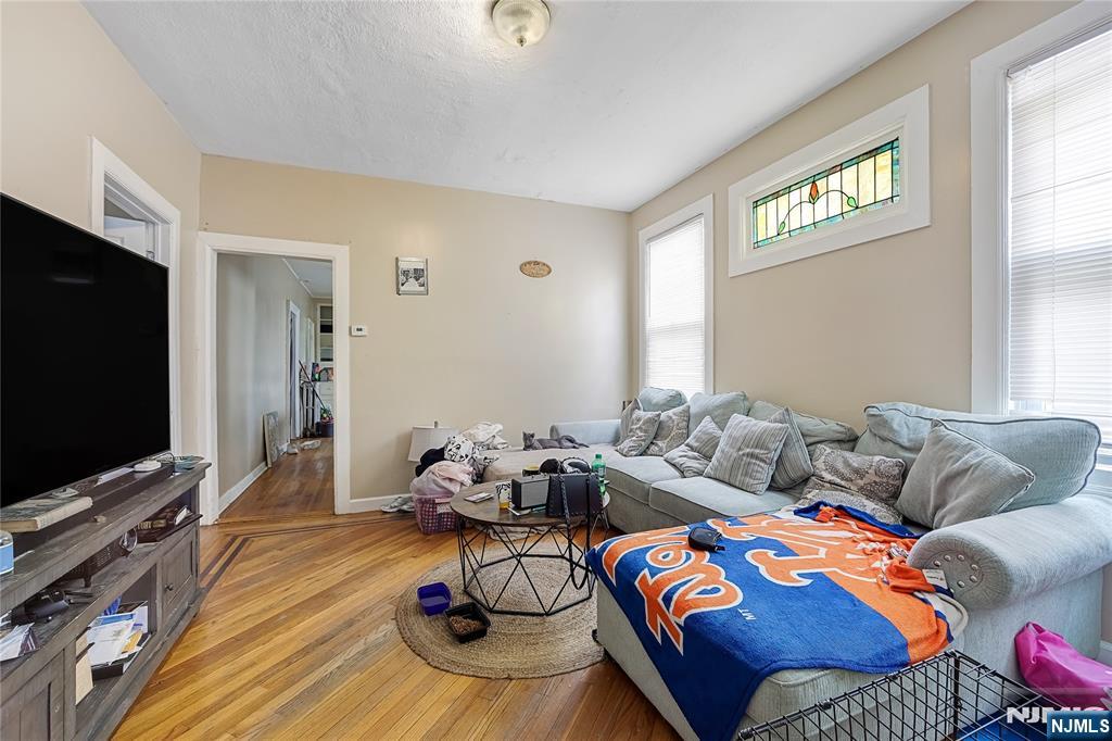 226 Lawrence Street Property Photo 4