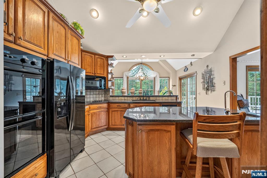 251 Mountain Road Property Photo 13
