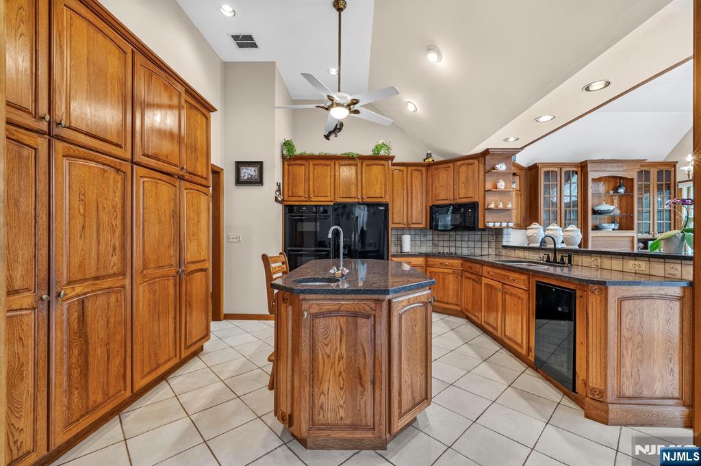 251 Mountain Road Property Photo 16