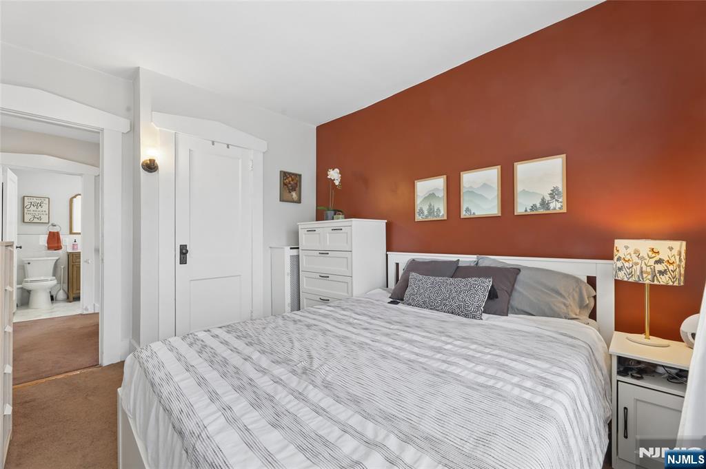 32 Barrington Avenue Property Photo 37
