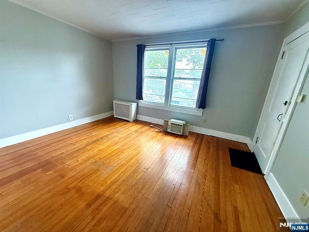 618 Jersey Street 2 Property Photo 2
