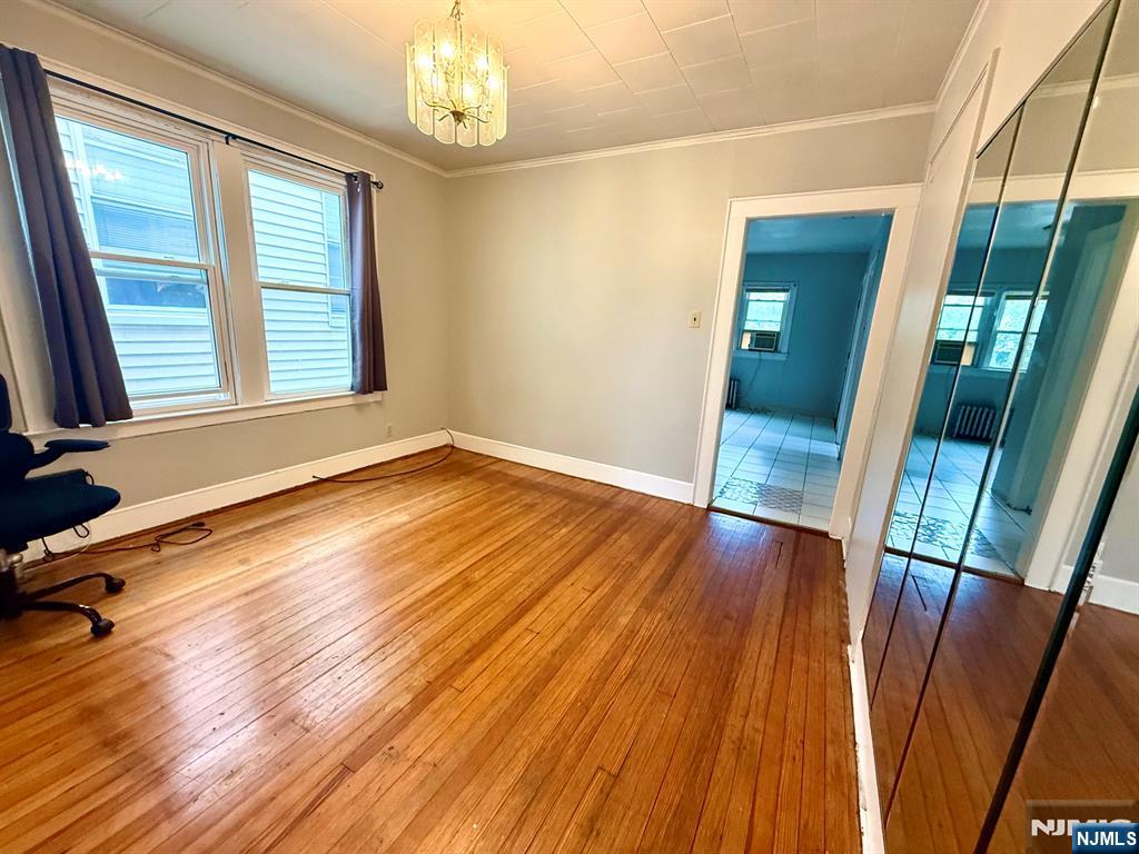 618 Jersey Street 2 Property Photo 4