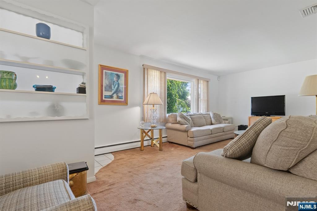 74 Farmingdale Road Property Photo 13