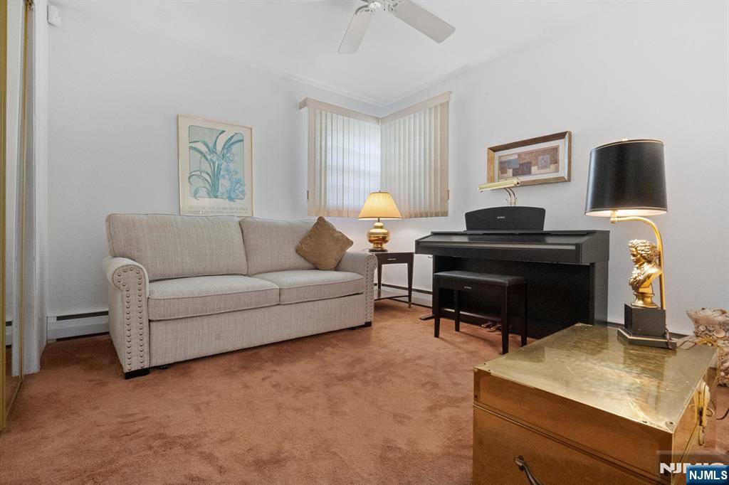 74 Farmingdale Road Property Photo 15
