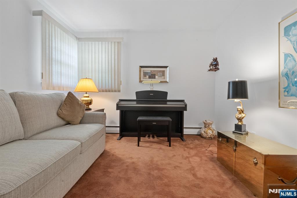 74 Farmingdale Road Property Photo 16