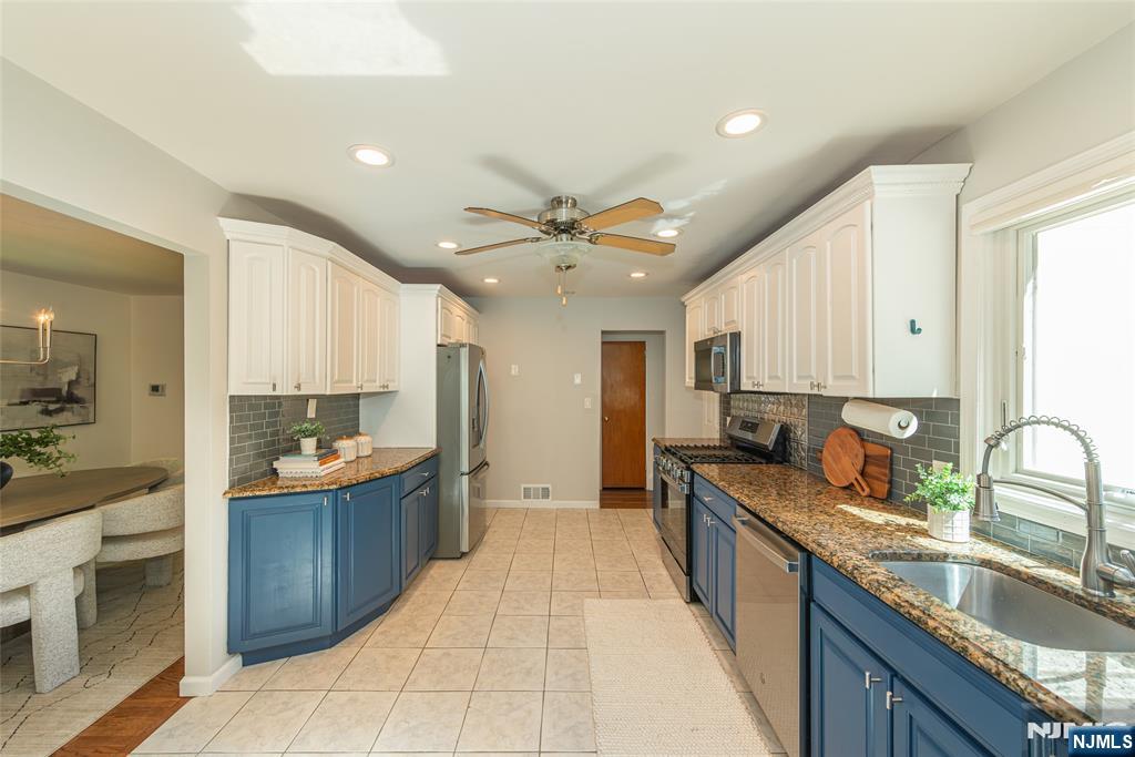 8 Judith Place Property Photo 23