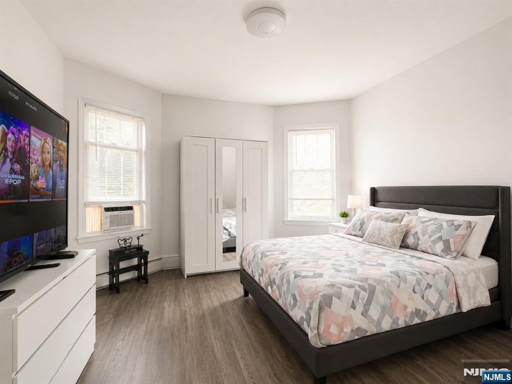 305 Ann Street 2 Property Photo 3