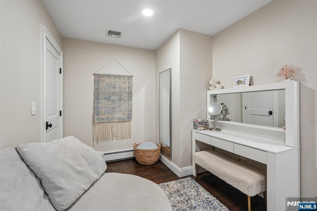 662 Juniper Place Property Photo 22