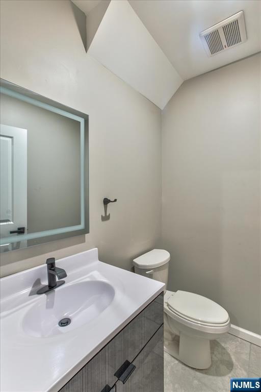 62 Columbia Avenue Property Photo 27
