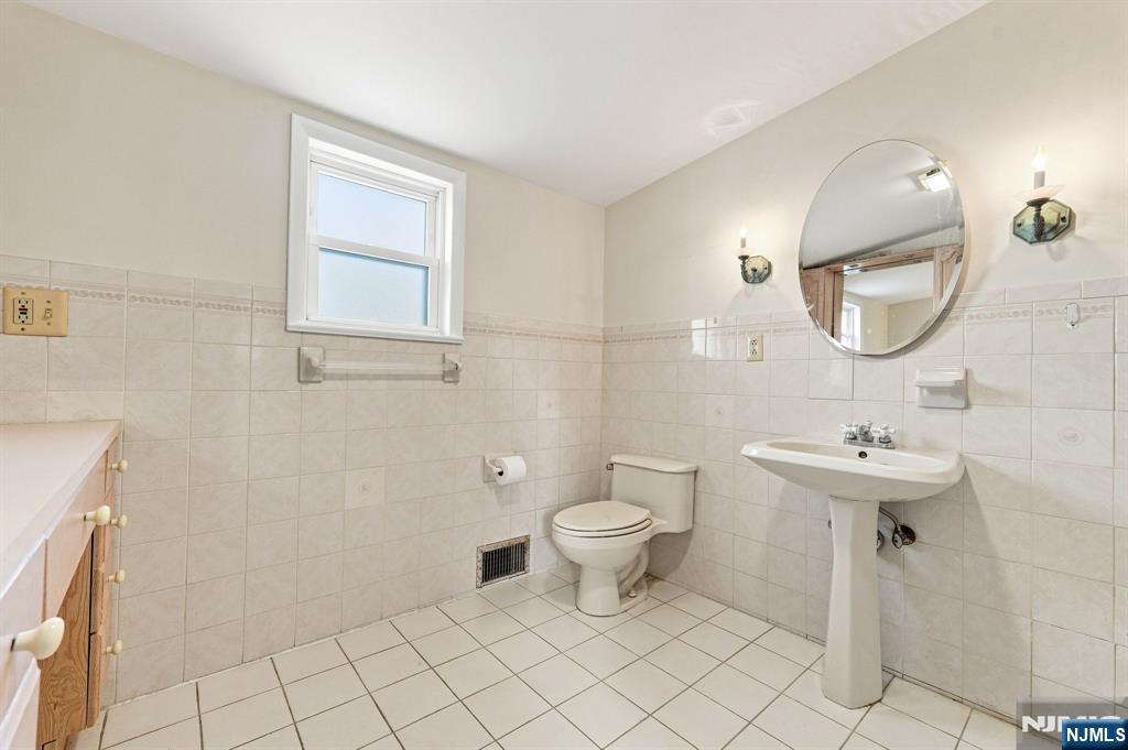 114 Melrose Avenue Property Photo 21