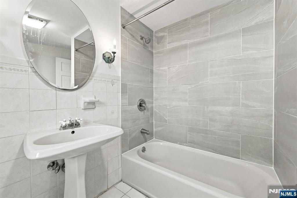 114 Melrose Avenue Property Photo 23