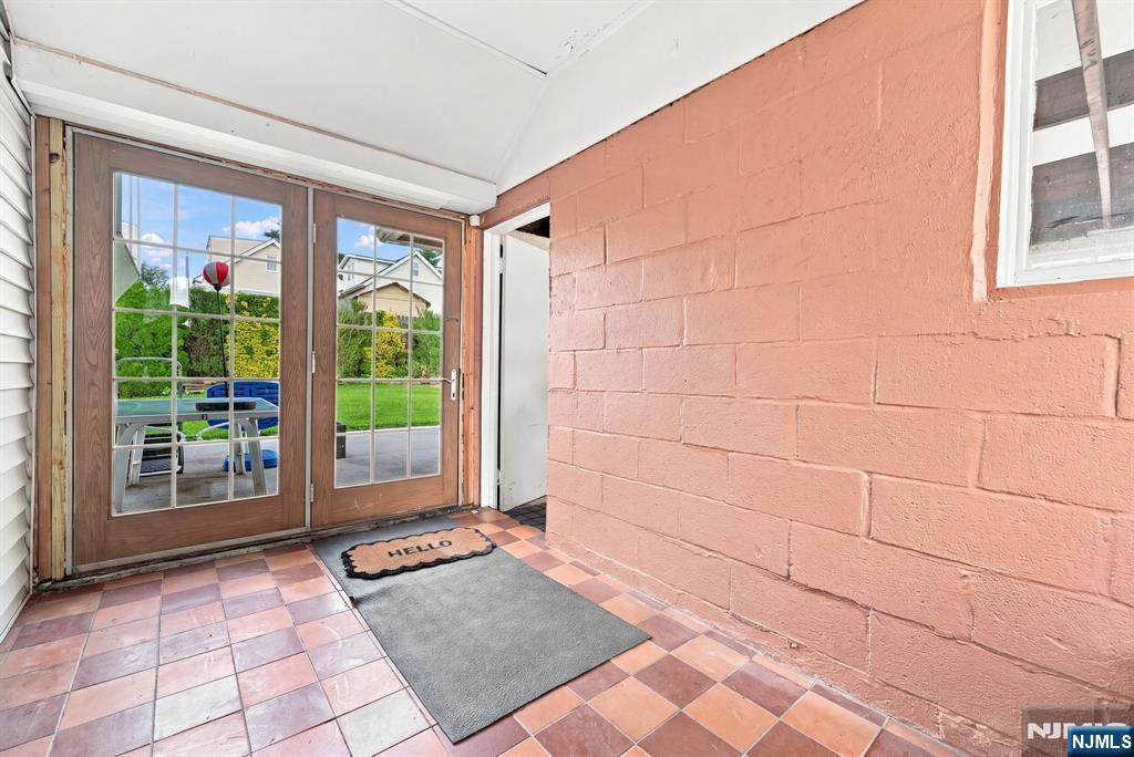 114 Melrose Avenue Property Photo 35