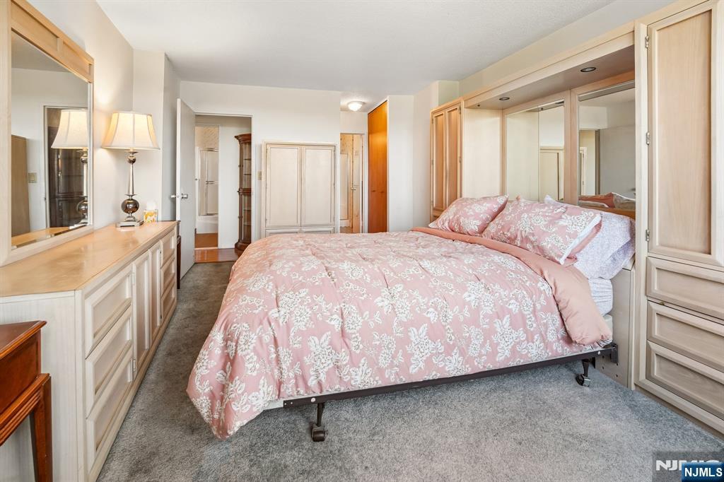 555 North Avenue 8n Property Photo 10