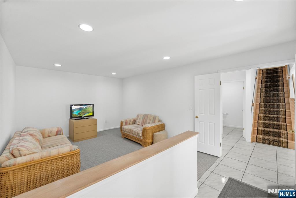 239 Westervelt Lane Property Photo 20