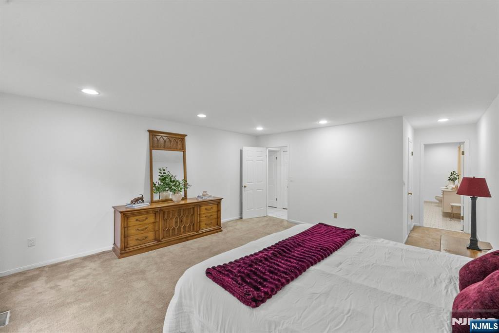 239 Westervelt Lane Property Photo 26