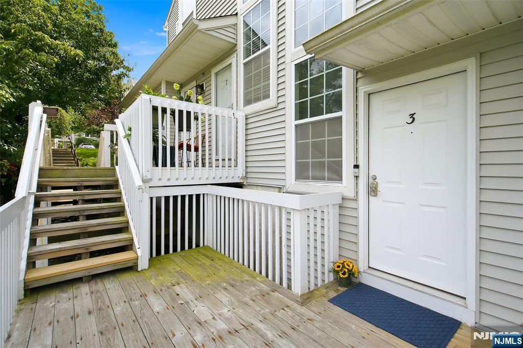 3 Regency Circle Property Photo 2