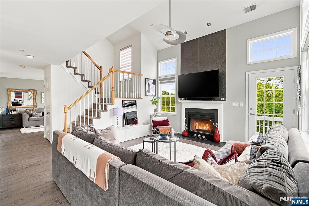 3 Regency Circle Property Photo 4