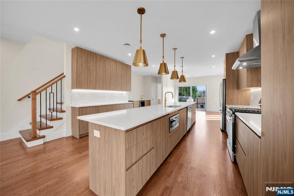 686 Probst Avenue A Property Photo 8