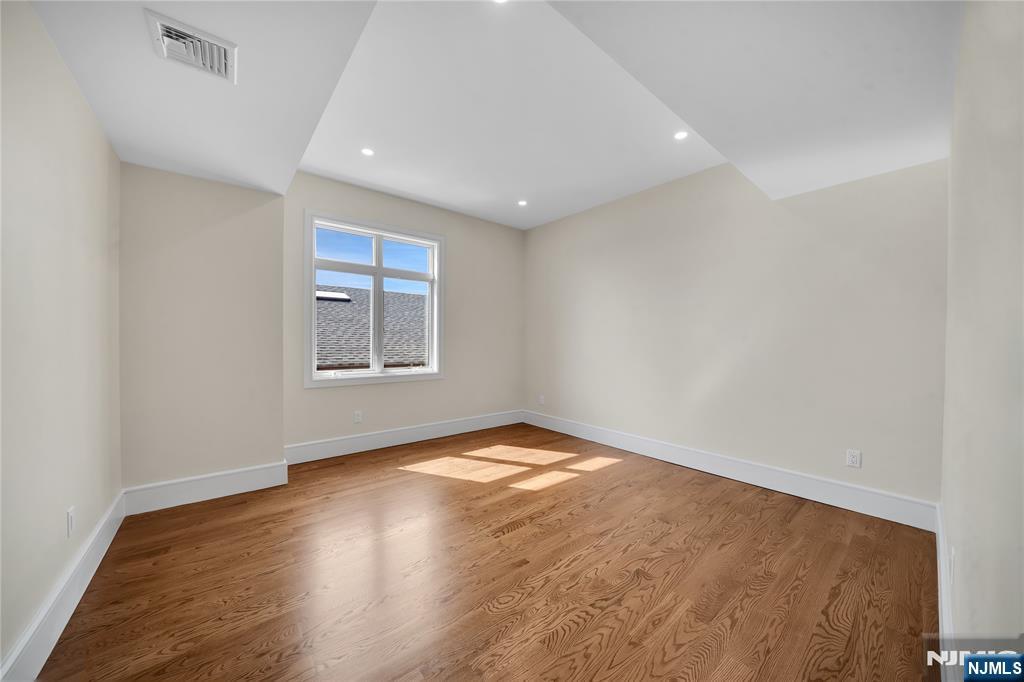 686 Probst Avenue A Property Photo 19
