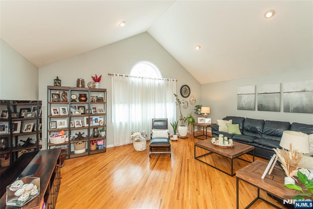 223 Division Avenue Property Photo 7