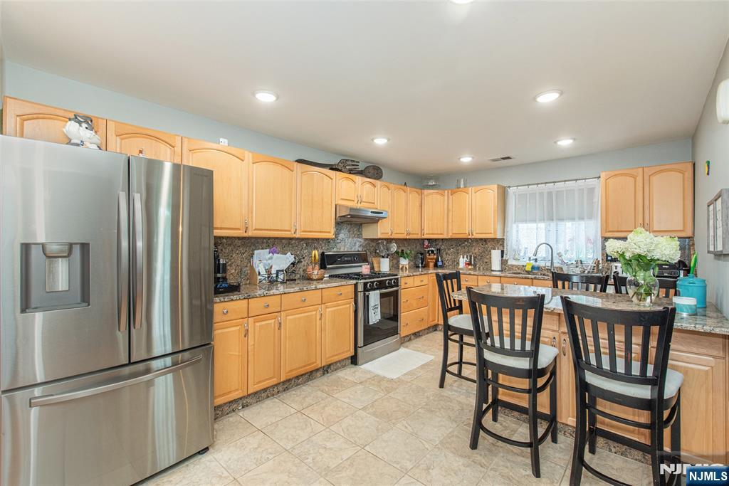 223 Division Avenue Property Photo 13