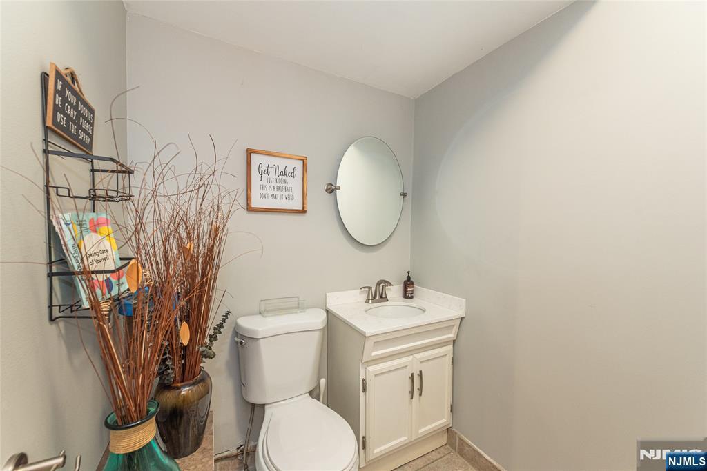 223 Division Avenue Property Photo 22