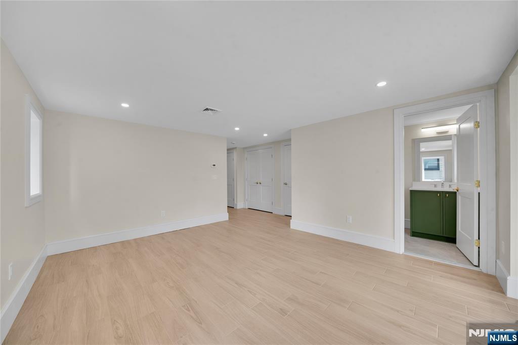 686 Probst Avenue B Property Photo 24