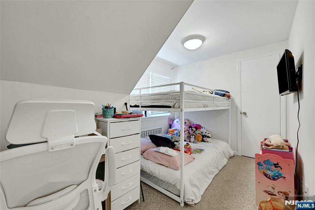 44 12th Property Photo 21