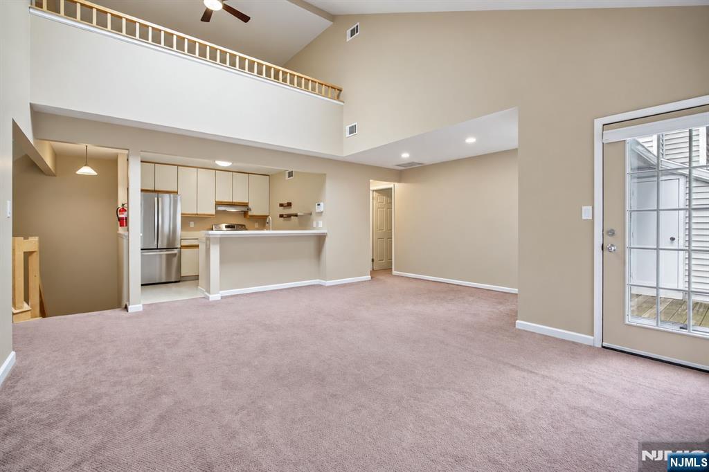 31 Markham Circle 31 Property Photo 2