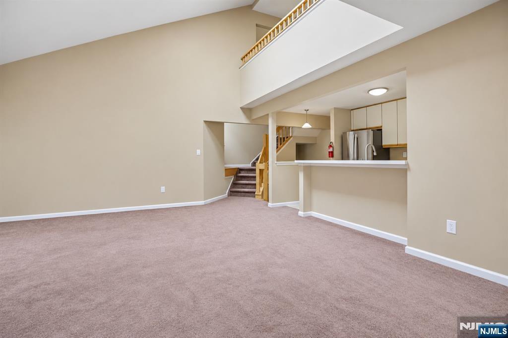 31 Markham Circle 31 Property Photo 5