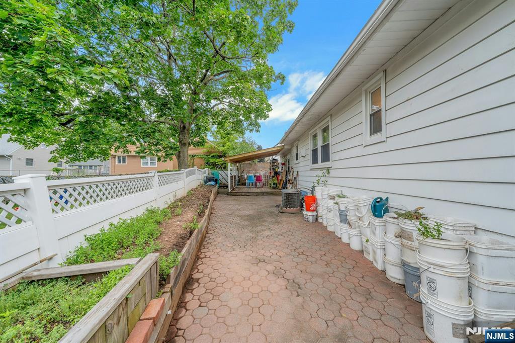 48 Doherty Drive Property Photo 4