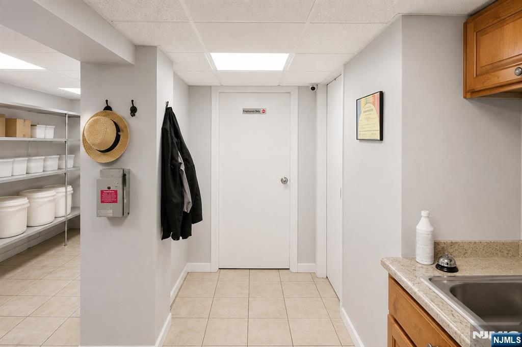 261 Union Avenue Property Photo 15