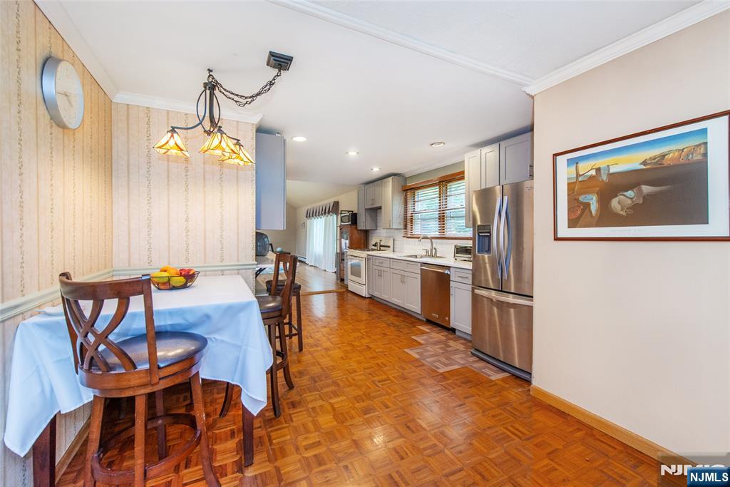 9 Morse Avenue Property Photo 7