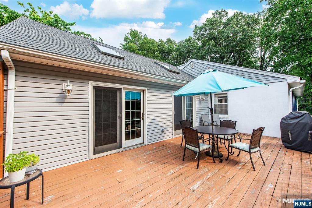 9 Morse Avenue Property Photo 9