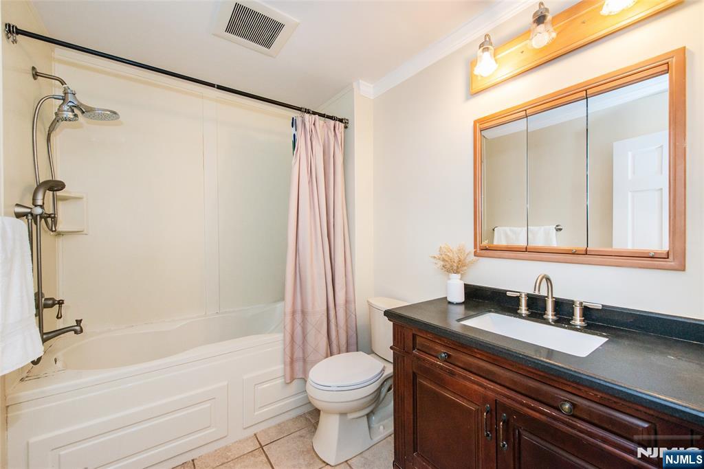 9 Morse Avenue Property Photo 13