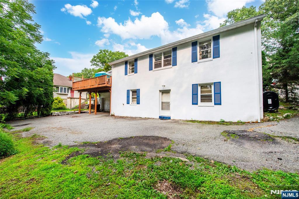 9 Morse Avenue Property Photo 17