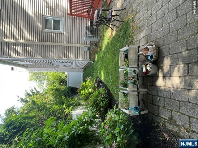 16-18 Morlot Avenue Property Photo 4