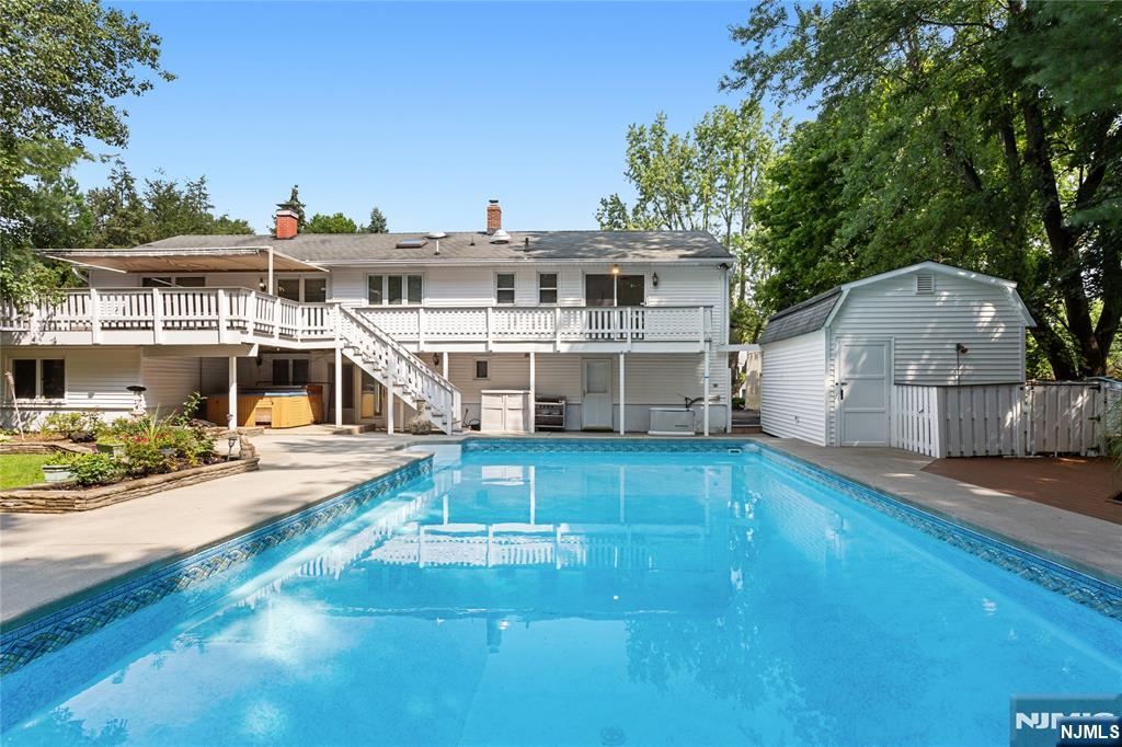 228 Dorothy Drive Property Photo 40