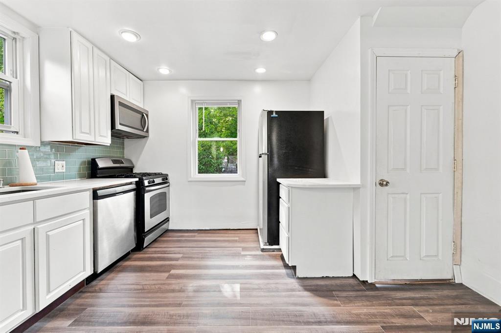 43 Esmond Place Property Photo 6